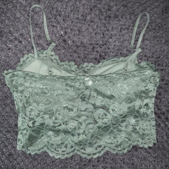 Green Lace Crop Top - Picture 3 of 3